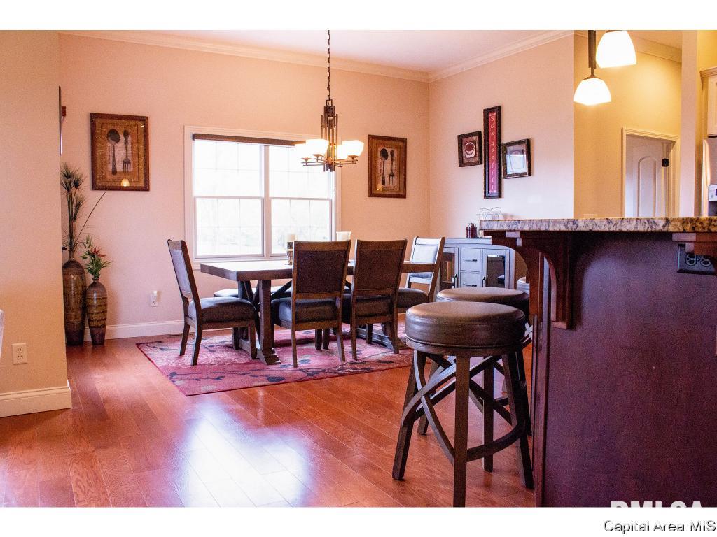 1400 Lake Pointe Court Springfield, IL 62712 - Photo 11 of 36 Gallery Image 11