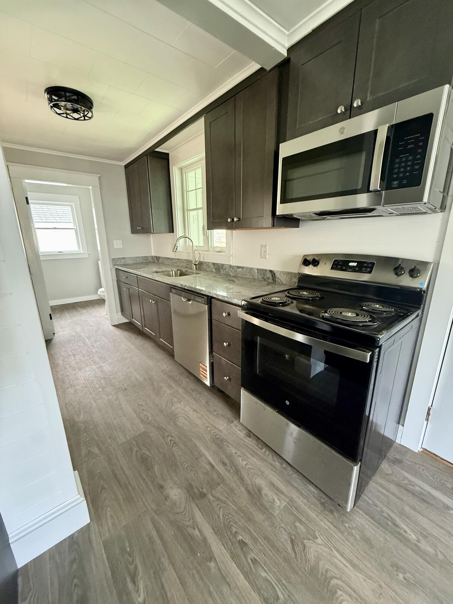 159 South Main Street Auburn, ME 04210 - Photo 4 of 17 kitchen