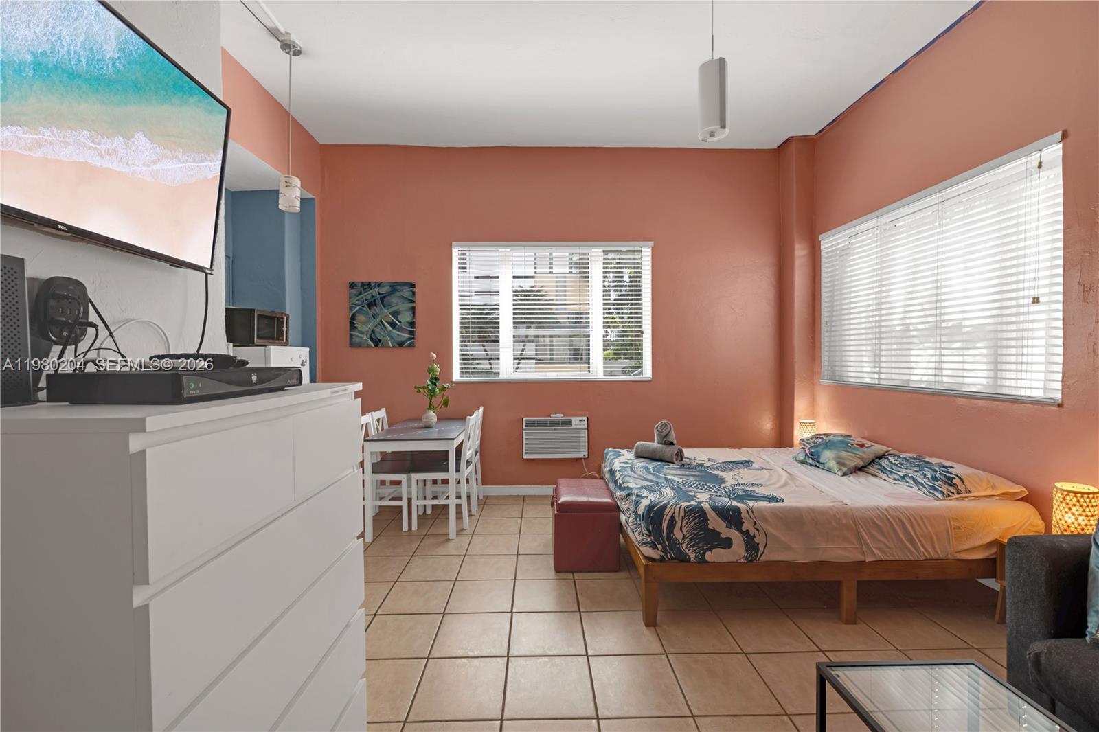 255 West 24th Street, Unit 107 Miami Beach, FL 33140 - Photo 6 of 29