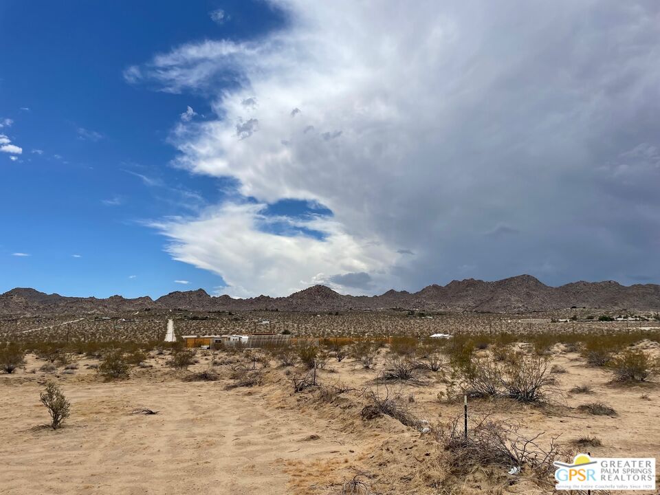 1 Sunever Road Joshua Tree, CA 92252 - Photo 12 of 14