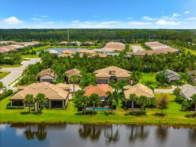 $525,000 | 7612 Kirkland Cove, Bradenton, FL 34202