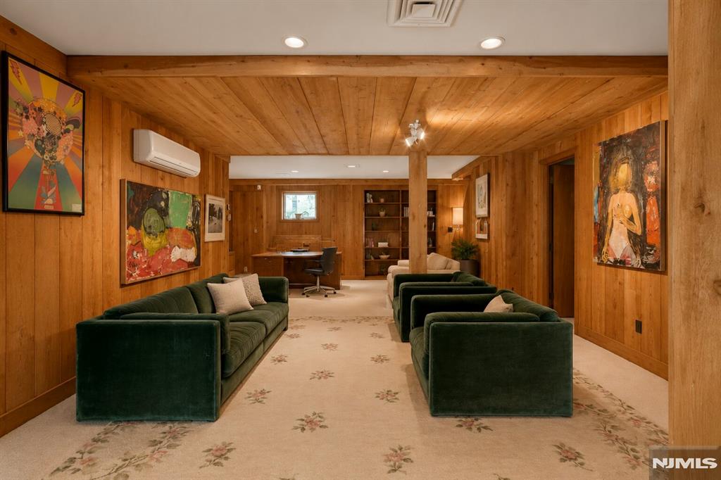 34 Cambridge Way Alpine, NJ 07620 - Photo 30 of 48