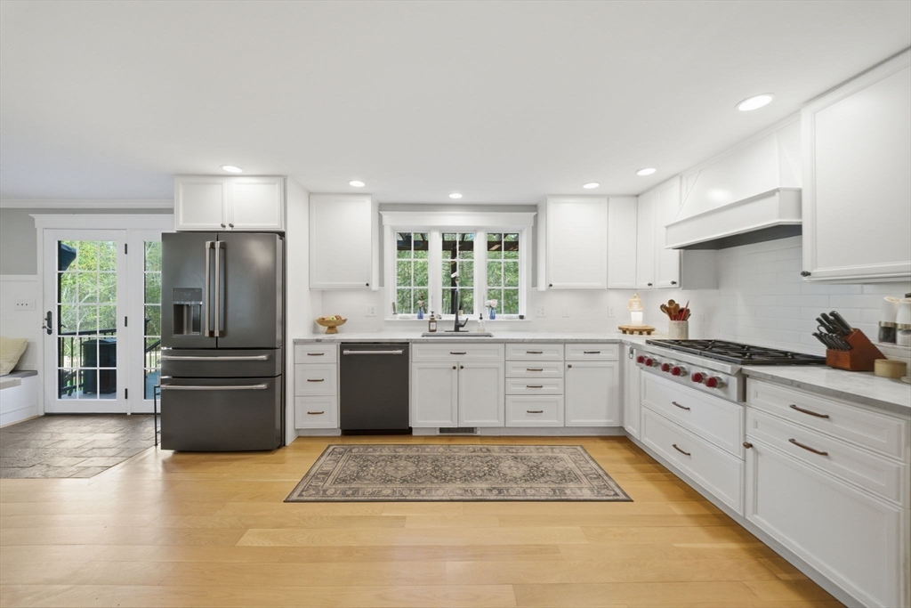 189 Ipswich Road Topsfield, MA 01983 - Photo 17 of 42