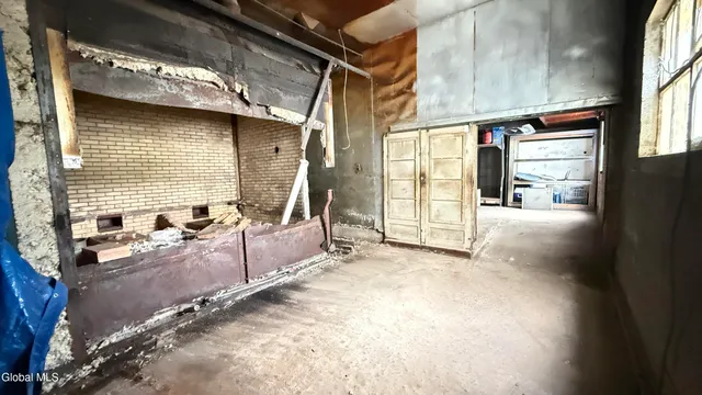 $120,000 | 55 Broad Street, Amsterdam, NY 12010