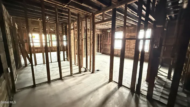 $120,000 | 55 Broad Street, Amsterdam, NY 12010