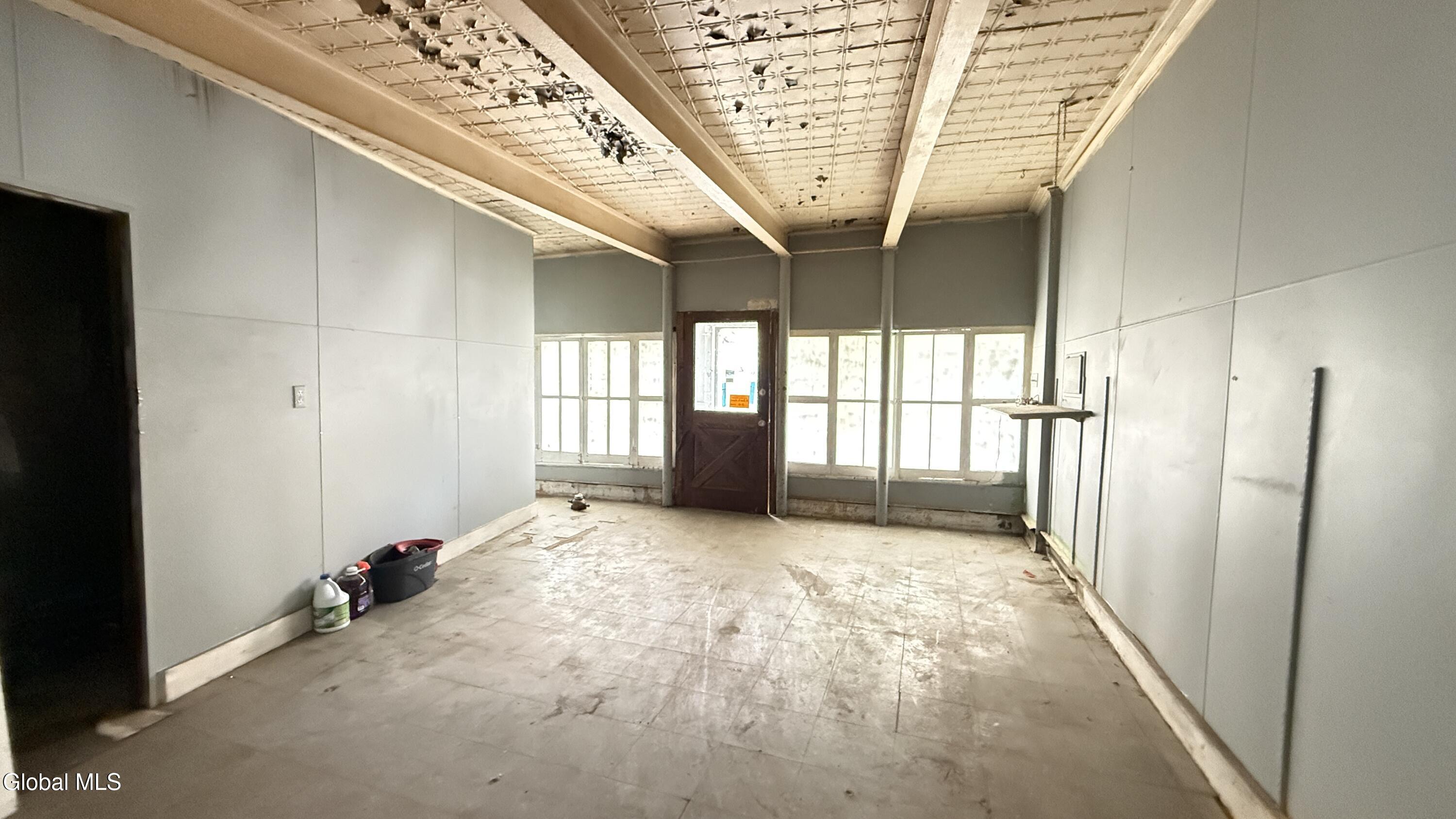 55 Broad Street Amsterdam, NY 12010 - Photo 4 of 31 IMG_4976