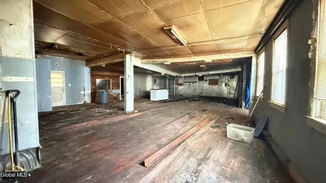 $120,000 | 55 Broad Street, Amsterdam, NY 12010