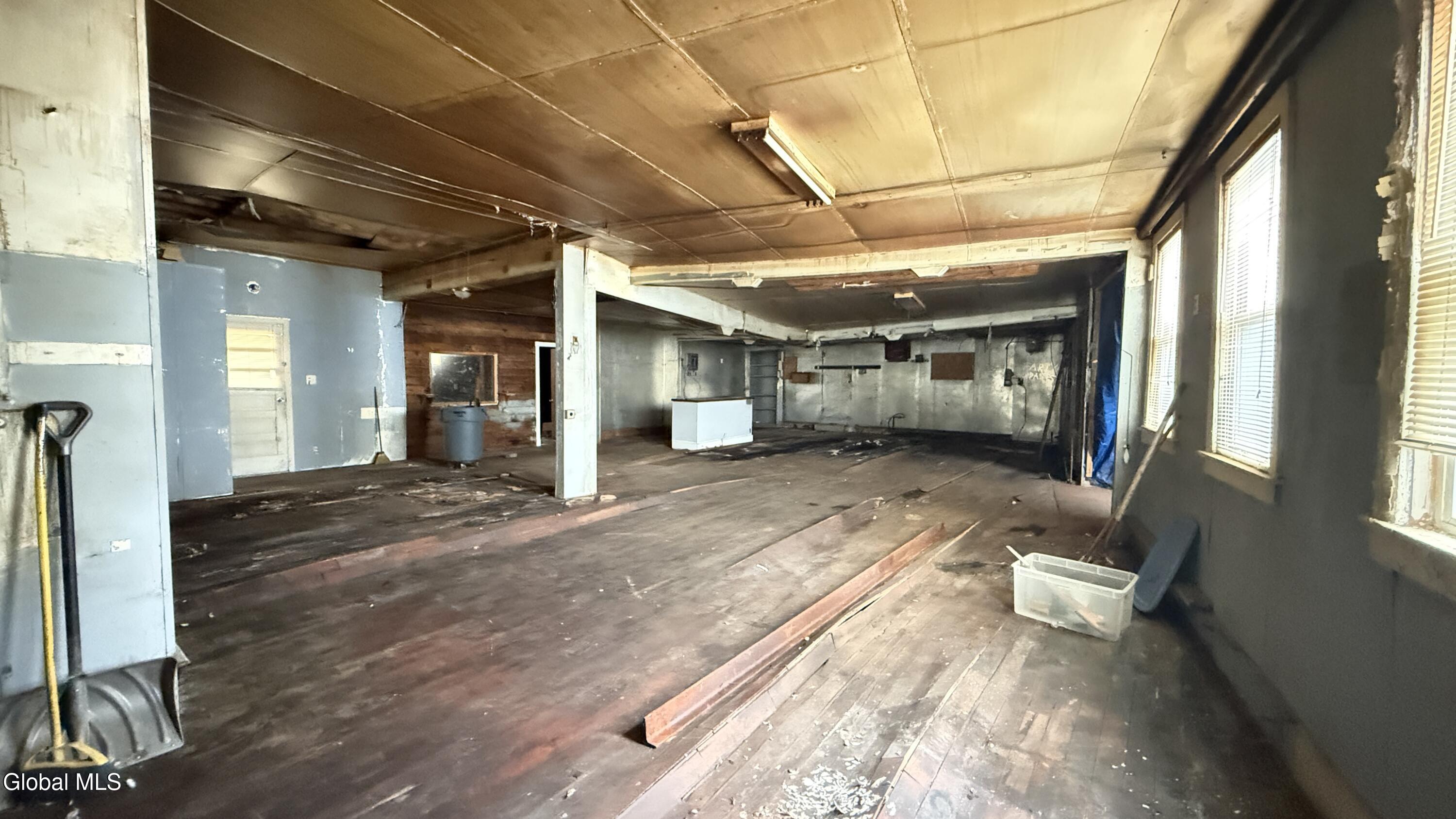 55 Broad Street Amsterdam, NY 12010 - Photo 7 of 31 IMG_4963