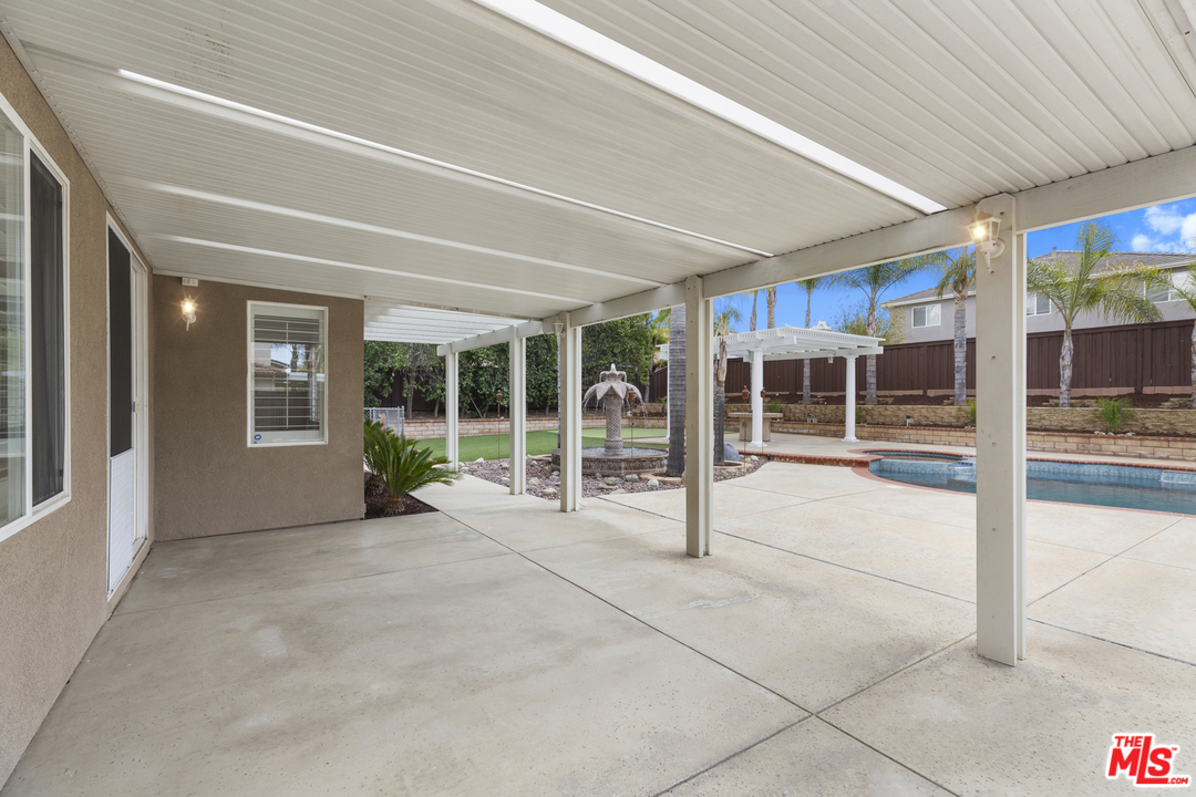 19189 Stagecoach Lane Riverside, CA 92508 - Photo 26 of 33