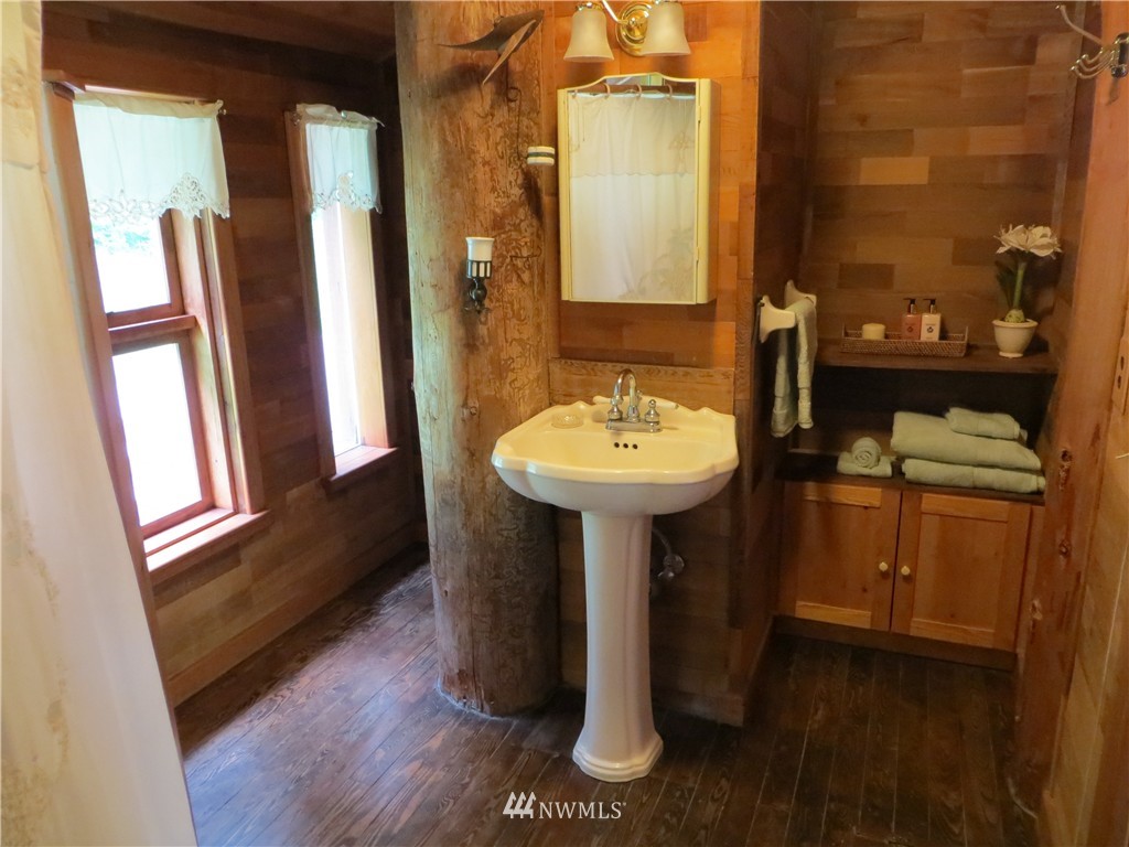 532 Lost River Road Mazama, WA 98833 - Photo 15 of 25 Gallery Image 15