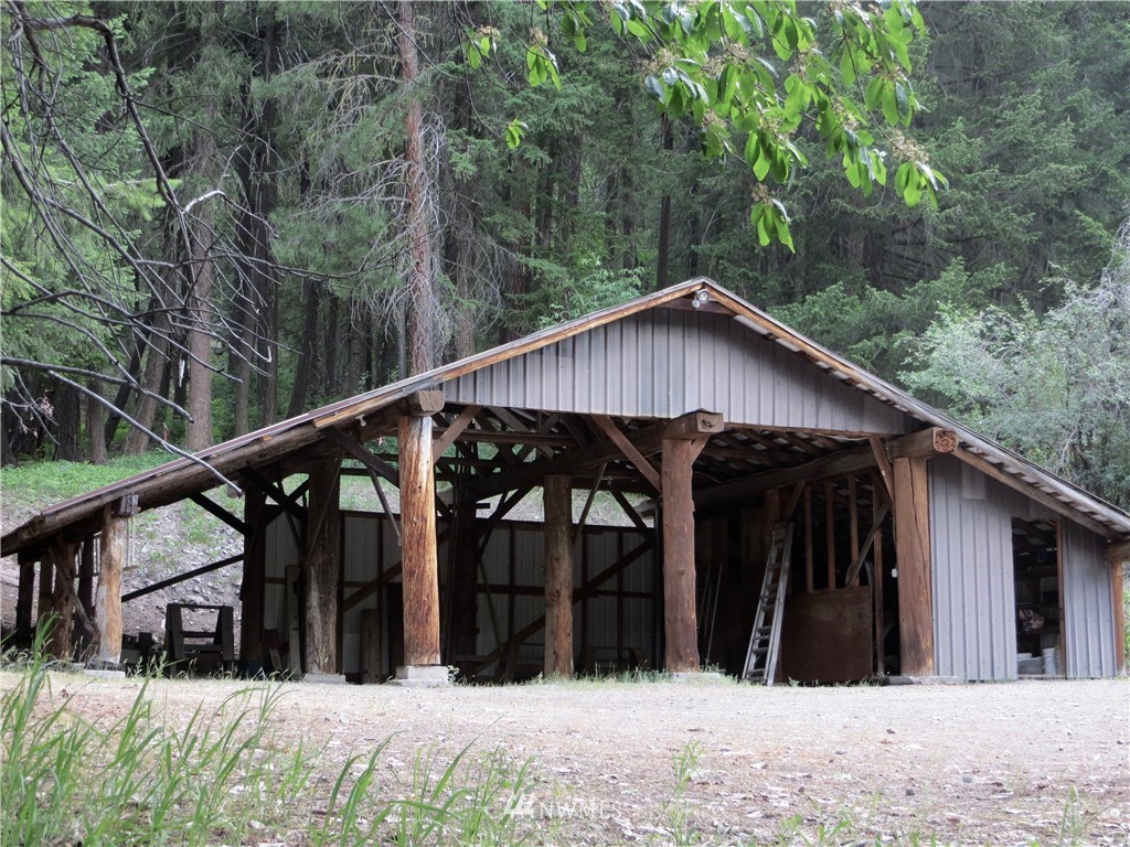 532 Lost River Road Mazama, WA 98833 - Photo 8 of 25 Gallery Image 8