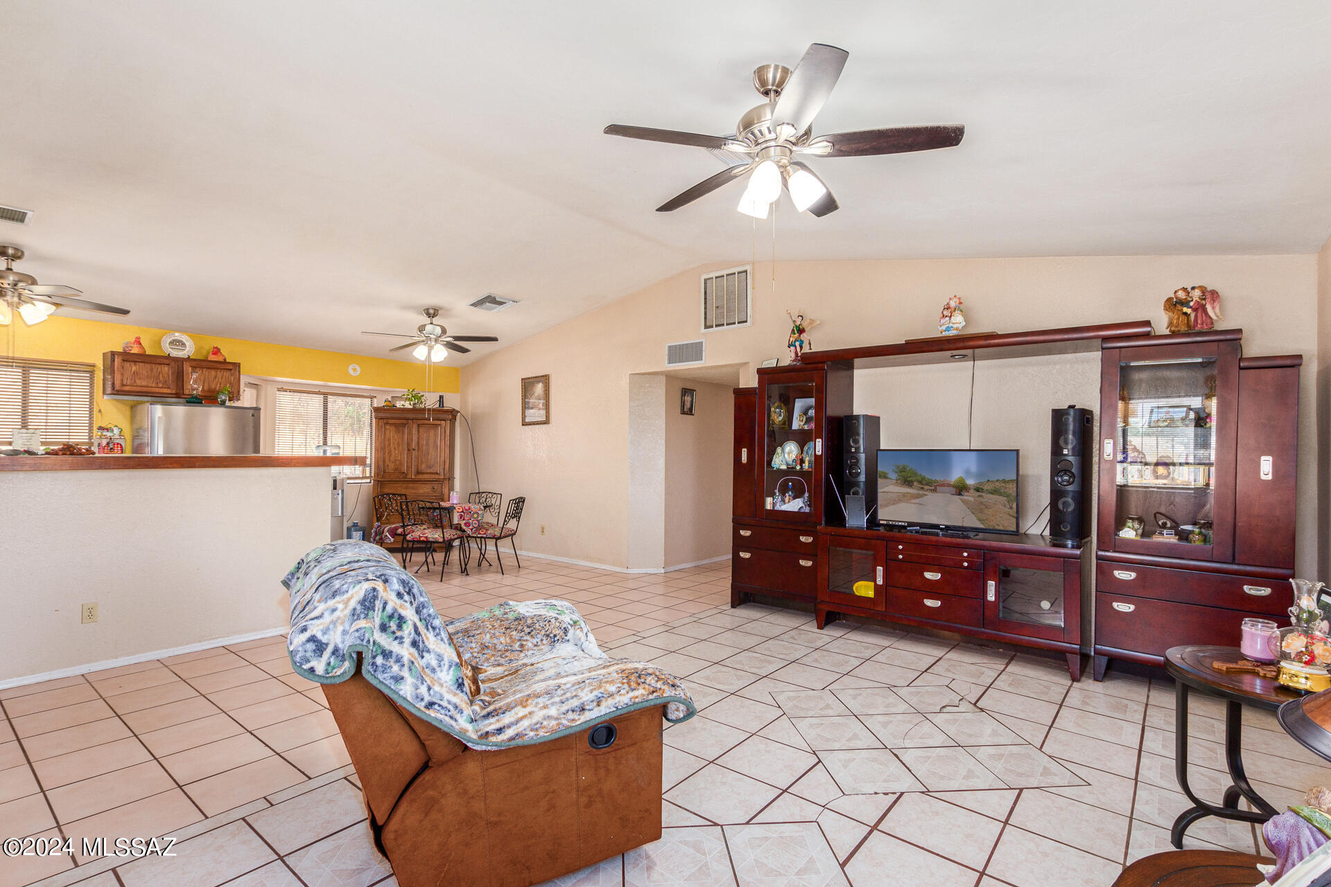 1232 Circulo Aguilar Rio Rico, AZ 85648 - Photo 32 of 32 a living room with furniture