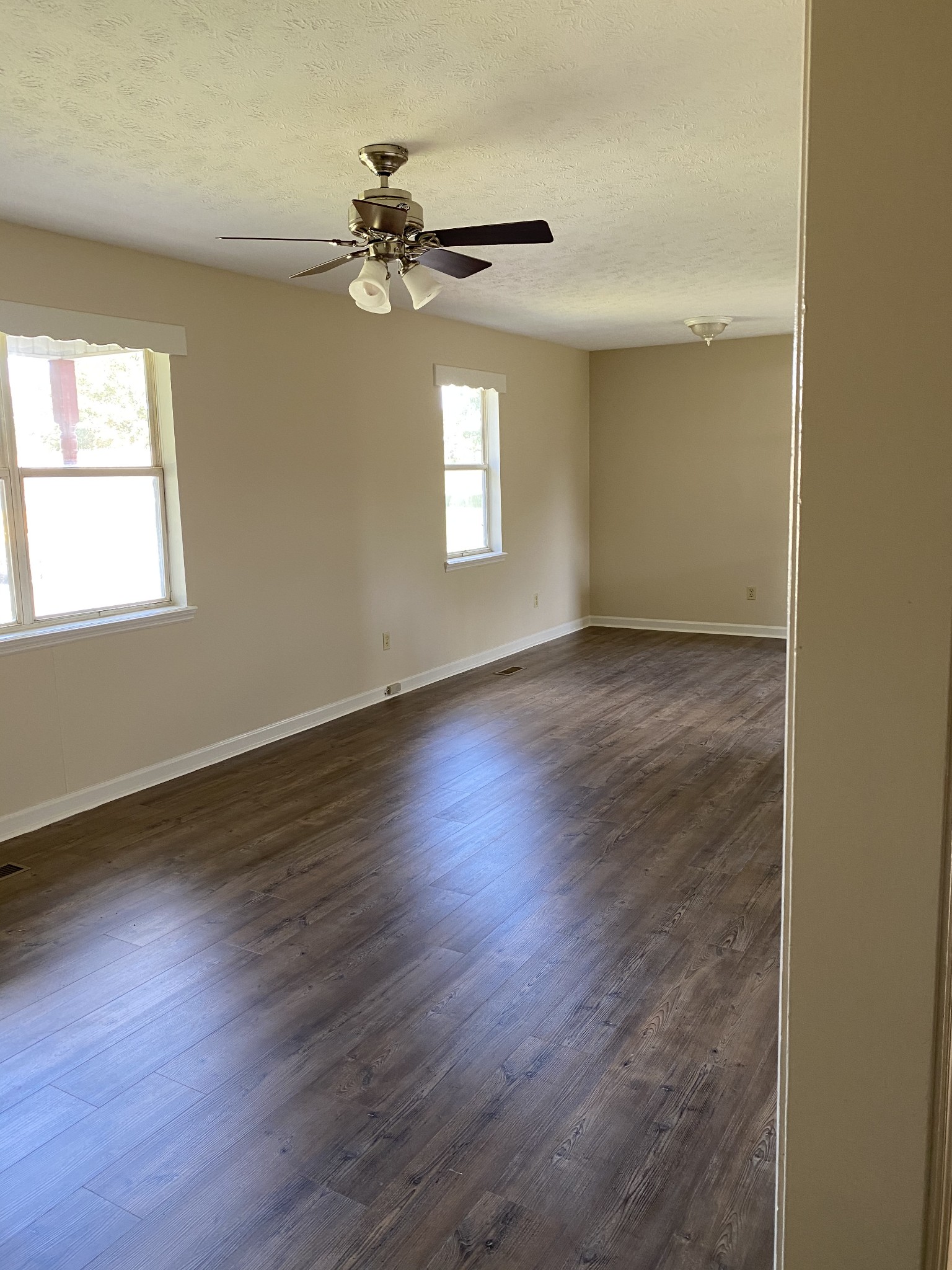 8893 Shelbyville Road Morrison, TN 37357 - Photo 2 of 8