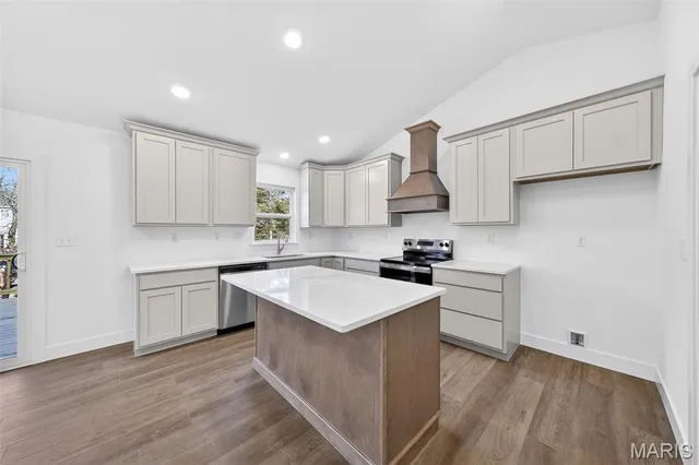 $425,000 | 10474 Ponderosa Drive, Foristell, MO 63348