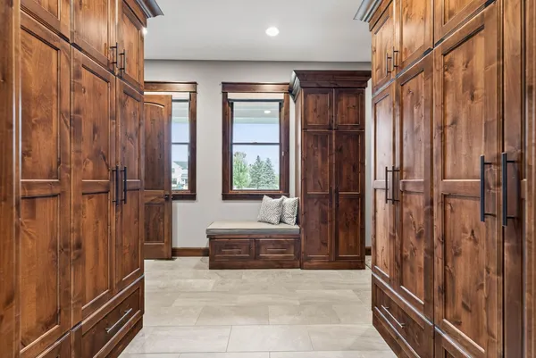 $3,500,000 | 9745 Whistling Valley Road, Lake Elmo, MN 55042