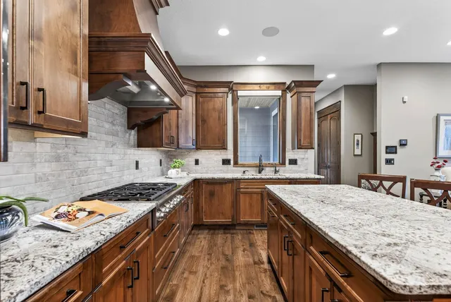 $3,500,000 | 9745 Whistling Valley Road, Lake Elmo, MN 55042