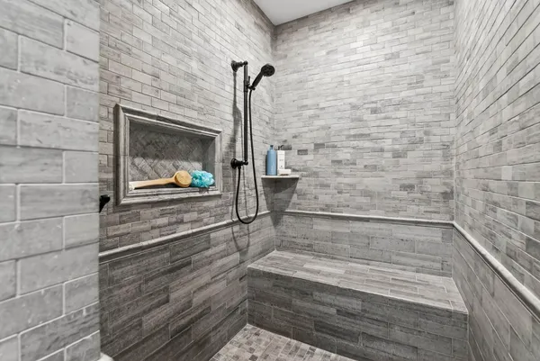 $3,500,000 | 9745 Whistling Valley Road, Lake Elmo, MN 55042