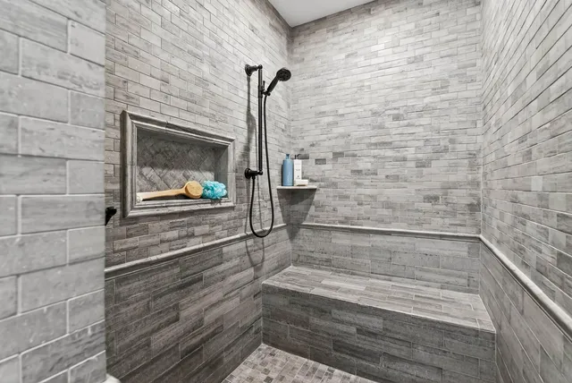 $3,500,000 | 9745 Whistling Valley Road, Lake Elmo, MN 55042