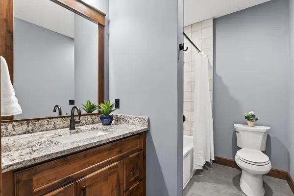 $3,500,000 | 9745 Whistling Valley Road, Lake Elmo, MN 55042