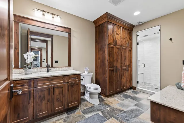 $3,500,000 | 9745 Whistling Valley Road, Lake Elmo, MN 55042