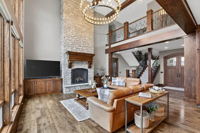 $3,500,000 | 9745 Whistling Valley Road, Lake Elmo, MN 55042