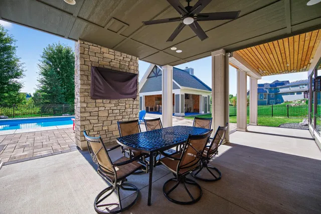 $3,500,000 | 9745 Whistling Valley Road, Lake Elmo, MN 55042