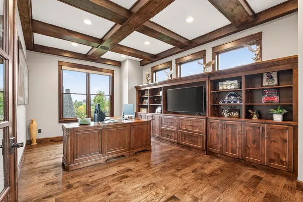 $3,500,000 | 9745 Whistling Valley Road, Lake Elmo, MN 55042