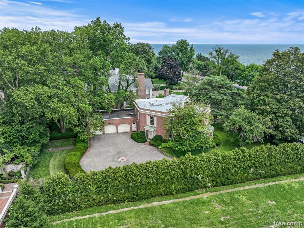 475 Lake Shore Road Grosse Pointe Farms, MI 48236 - Photo 40 of 44