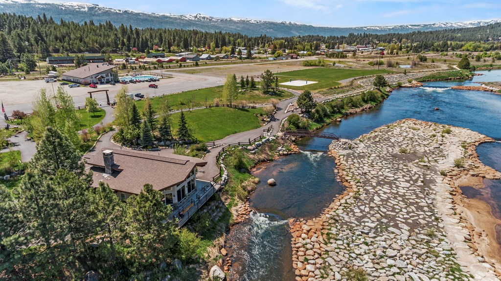 L7-b2 L7-b2 River, Unit 7 Cascade, ID 83611 - Photo 7 of 9 Rec District & Kelly's Whitewater Park Close By
