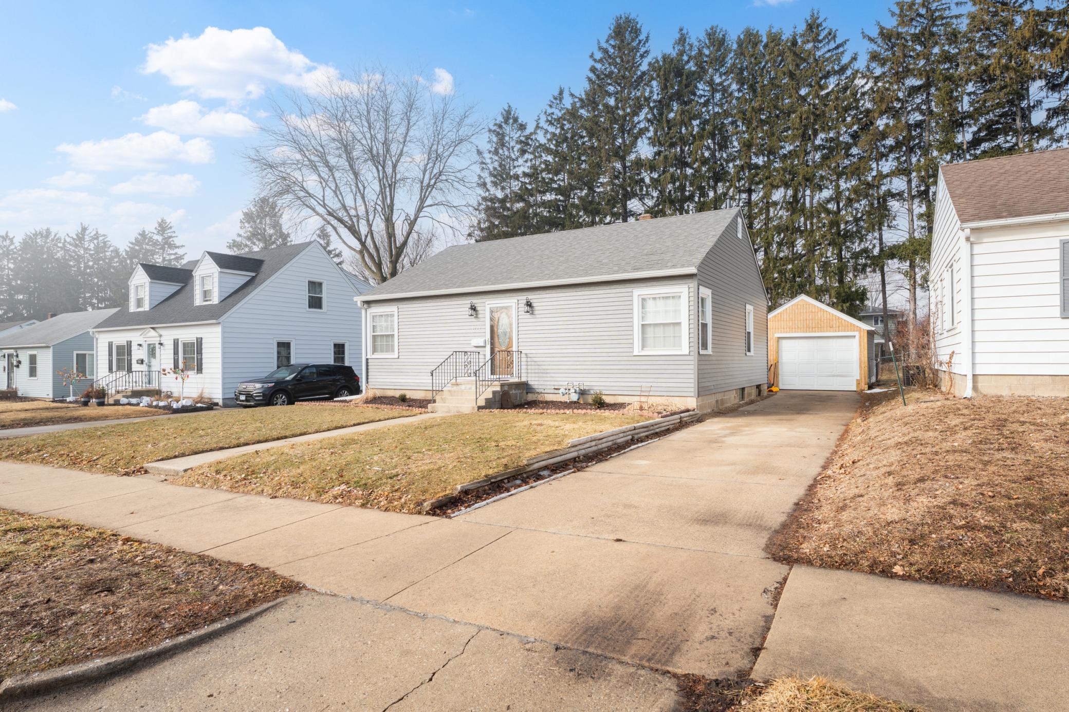 1539 7th Avenue Northeast Rochester, MN 55906 - Photo 1 of 1 Gallery Image 1