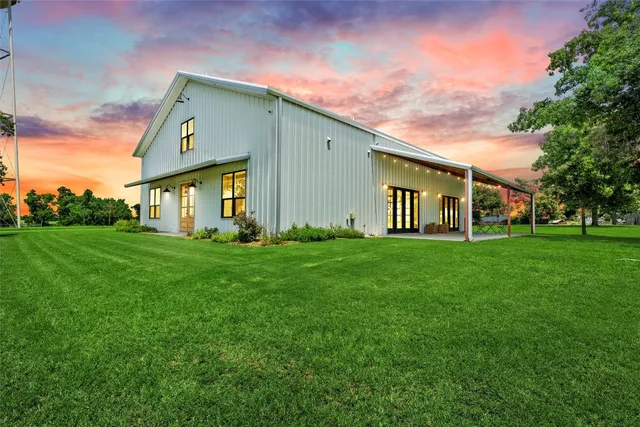 $674,900 | 1006 County Road 280, Cameron, TX 76520