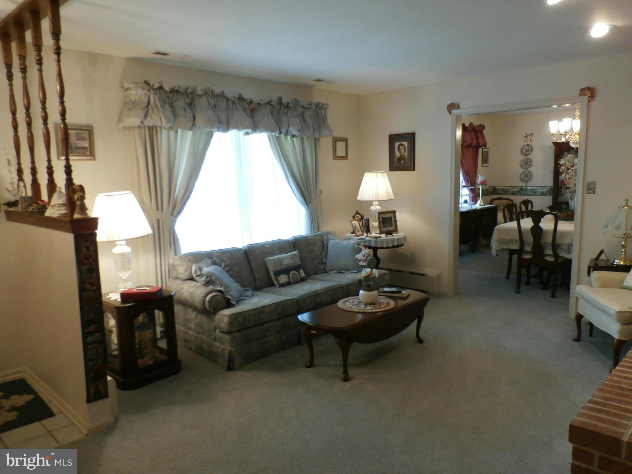 4524 Hydes Road Baldwin, MD 21013 - Photo 8 of 25 Living Room