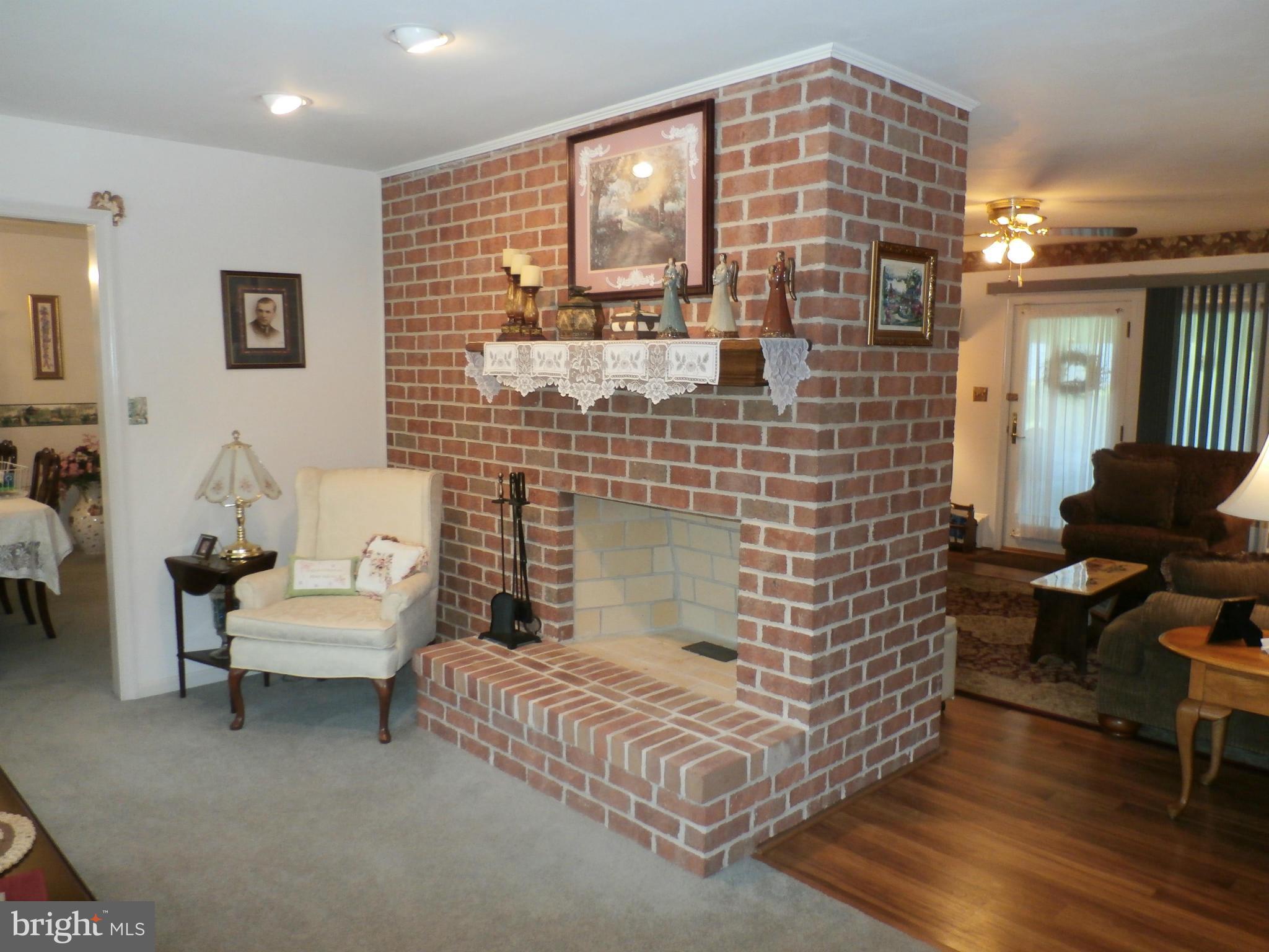 4524 Hydes Road Baldwin, MD 21013 - Photo 9 of 25 Living Room