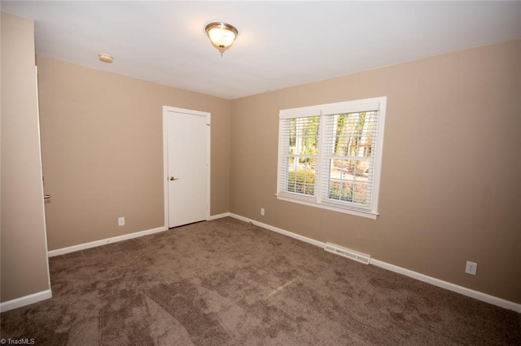 3408 Normandy Road Greensboro, NC 27408 - Photo 15 of 24 Gallery Image 15