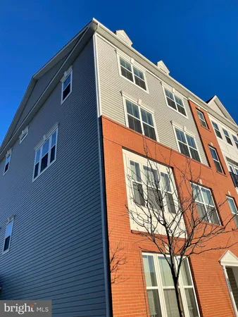 $529,998 | 7738 Port Capital Drive, Unit B, Elkridge, MD 21075