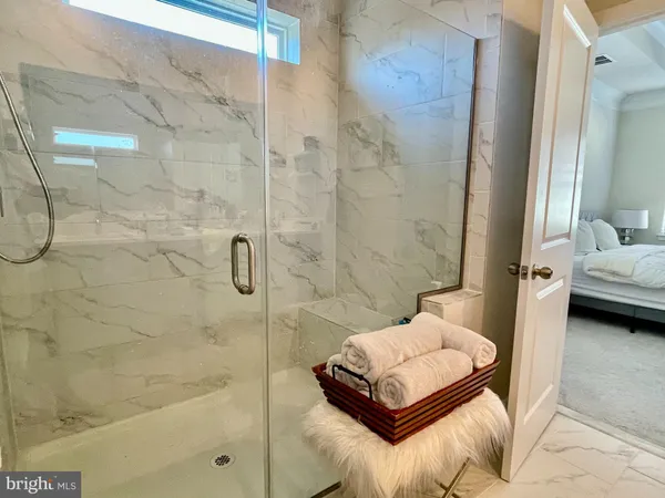 $529,998 | 7738 Port Capital Drive, Unit B, Elkridge, MD 21075