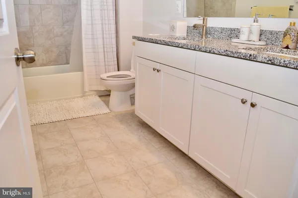 $529,998 | 7738 Port Capital Drive, Unit B, Elkridge, MD 21075