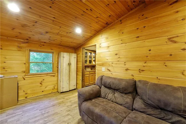 $275,000 | 192 Bushy Head Road, Cherry Log, GA 30522