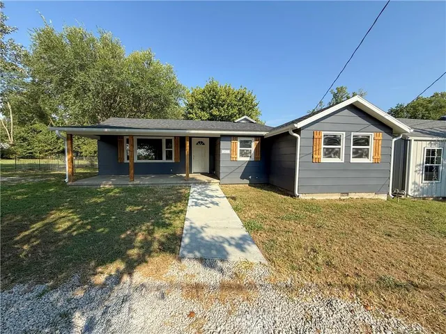 $139,900 | 1422 North Ash Street, Nevada, MO 64772