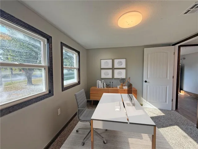 $139,900 | 1422 North Ash Street, Nevada, MO 64772