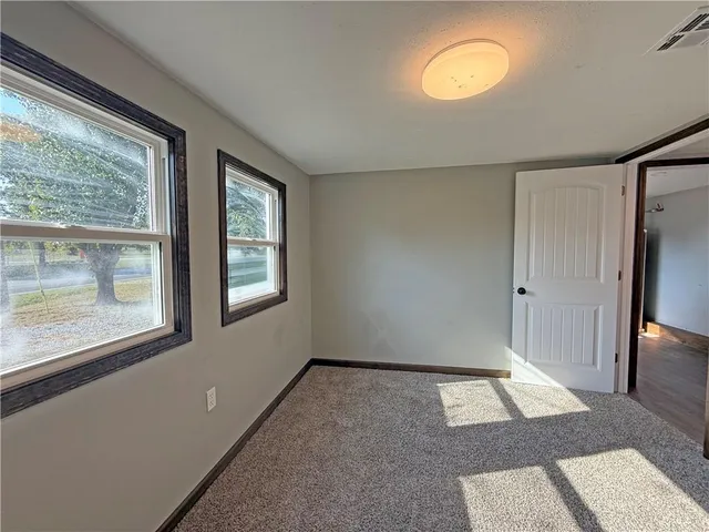 $139,900 | 1422 North Ash Street, Nevada, MO 64772