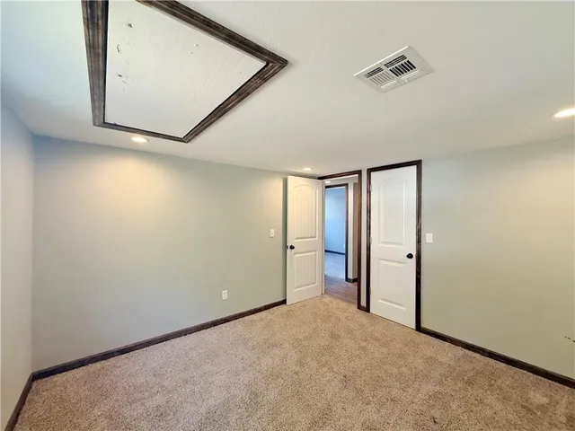 $139,900 | 1422 North Ash Street, Nevada, MO 64772