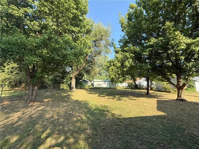 $139,900 | 1422 North Ash Street, Nevada, MO 64772