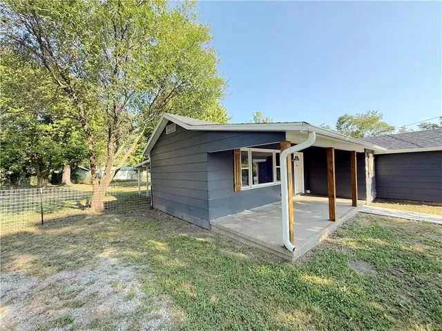 $139,900 | 1422 North Ash Street, Nevada, MO 64772