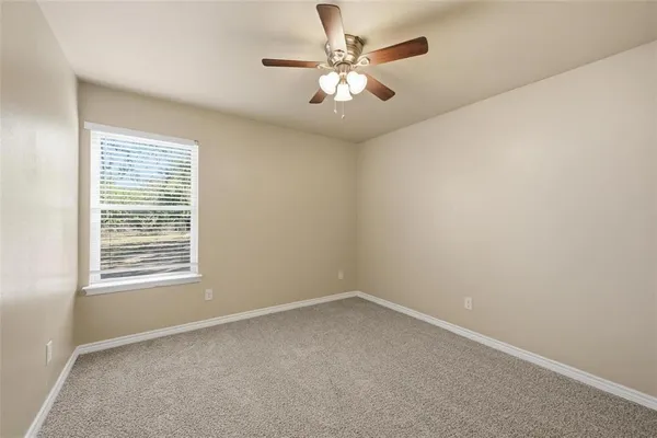 $1,500 | 728 West Walker Street, Denison, TX 75020