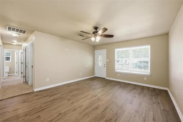 $1,500 | 728 West Walker Street, Denison, TX 75020