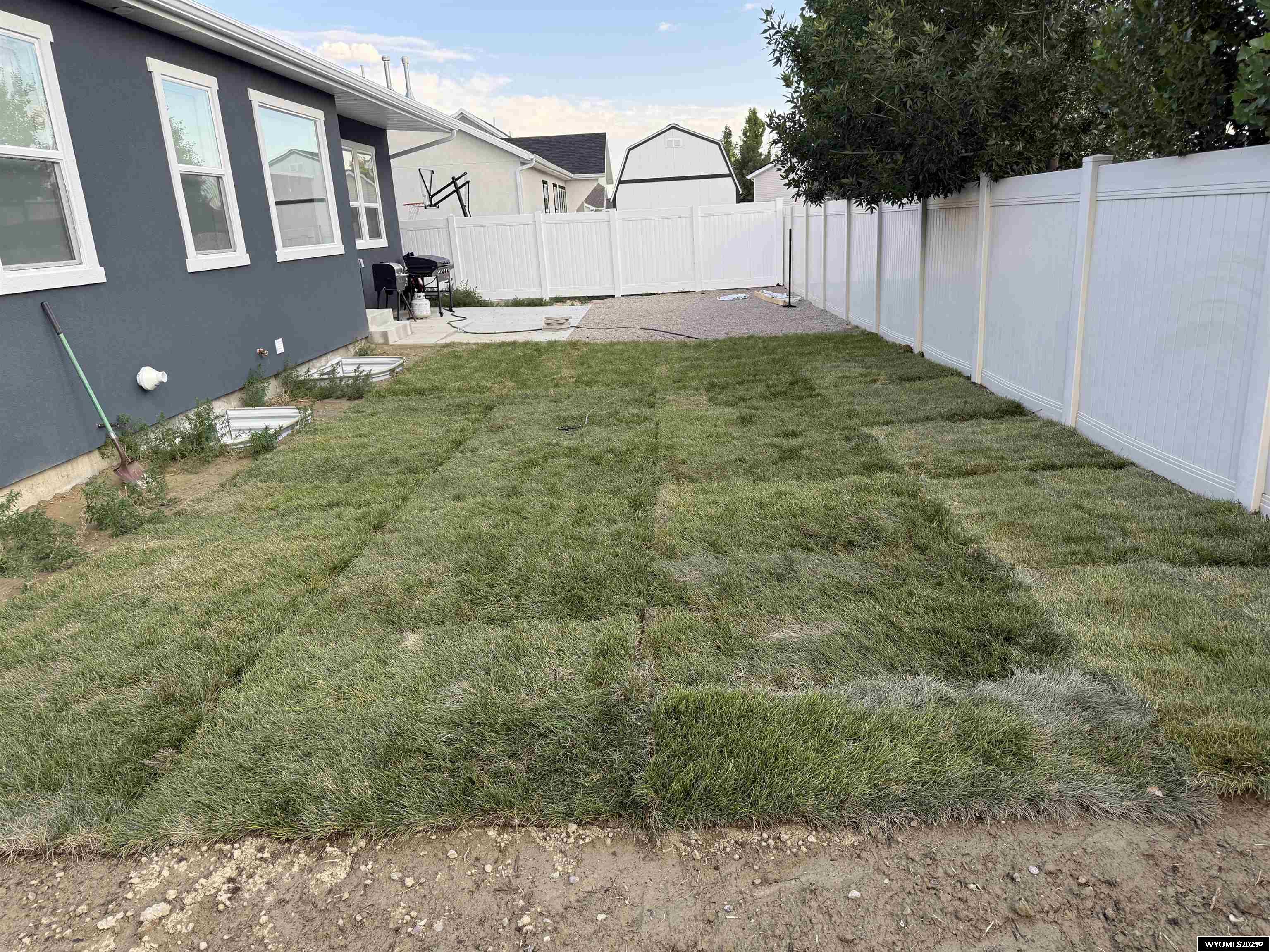 1128 Winchester Boulevard Rock Springs, WY 82901 - Photo 3 of 33