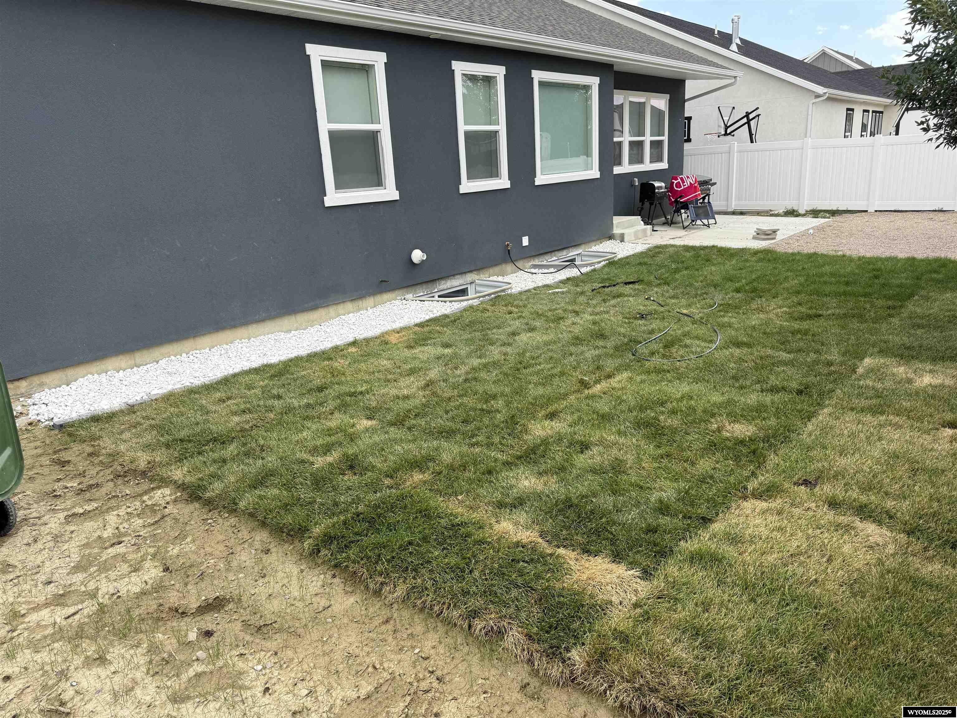 1128 Winchester Boulevard Rock Springs, WY 82901 - Photo 4 of 33