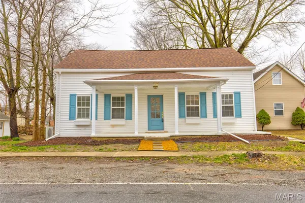 $250,000 | 530 North Duncan Street, Marine, IL 62061