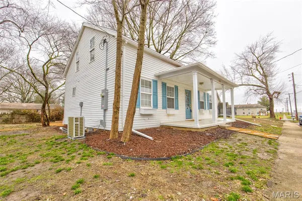 $250,000 | 530 North Duncan Street, Marine, IL 62061